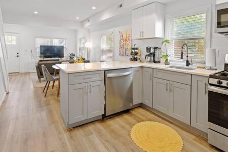 Hot Tub Home By The Bay - 4Bd 2Ba Atlantic City Buitenkant foto